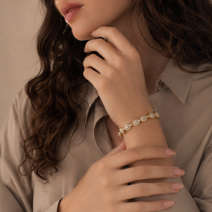 Aureline Paris jewelry lifestyle image