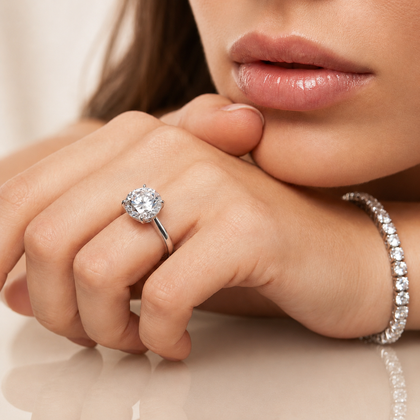 Aureline Paris jewelry lifestyle image
