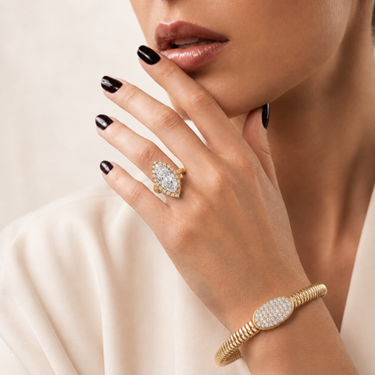 Aureline Paris jewelry lifestyle image