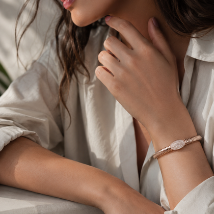 Aureline Paris jewelry lifestyle image